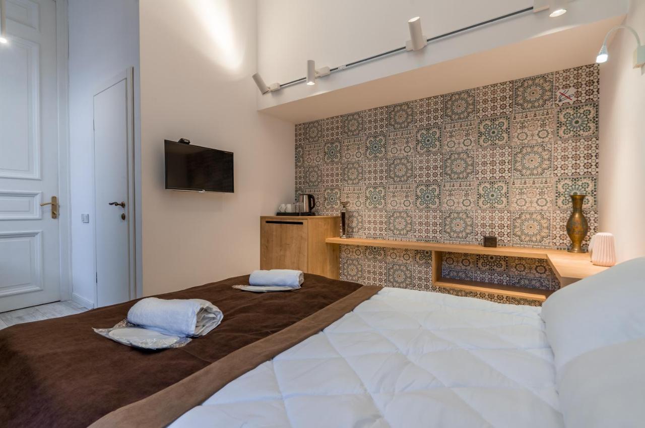 تبليسي Mini Hotel On Aghmashenebeli Ave المظهر الخارجي الصورة