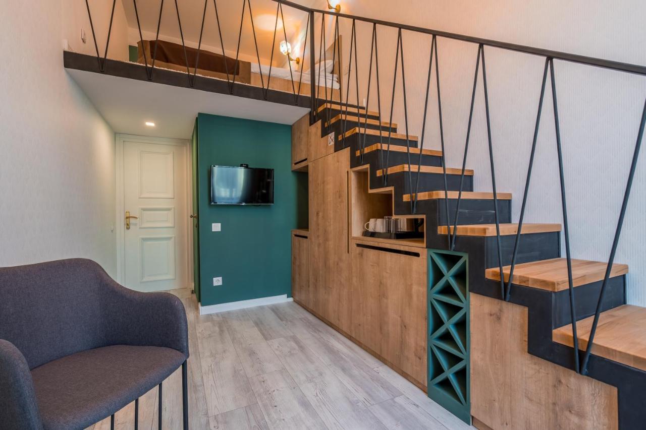 تبليسي Mini Hotel On Aghmashenebeli Ave المظهر الخارجي الصورة