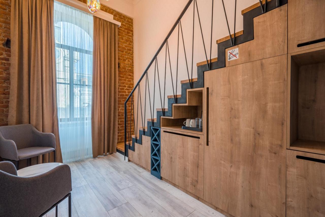 تبليسي Mini Hotel On Aghmashenebeli Ave المظهر الخارجي الصورة